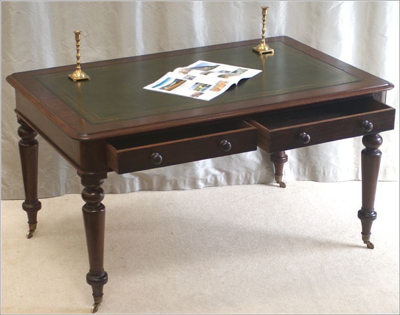 3048 Antique William IV Four Drawer Library Table (3)